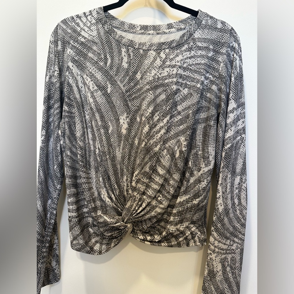 All Saints Women's Black and White Patterned Top Size L